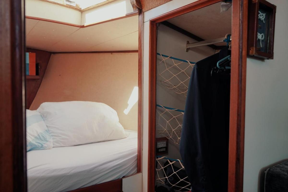 Cozy Lisbon Marina Sleepaboard - Sail Away Hotell Exteriör bild